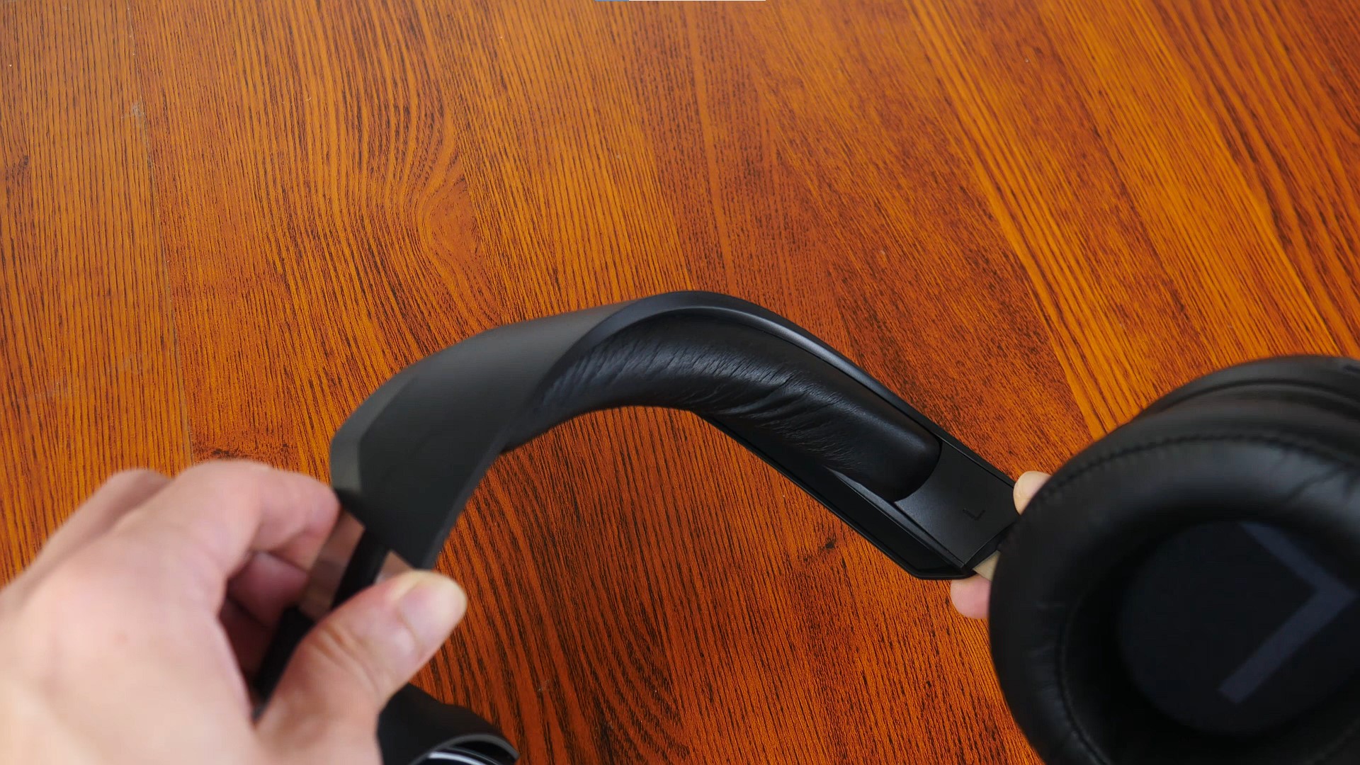 Review: Cooler Master MH670 Wireless Gaming Headset